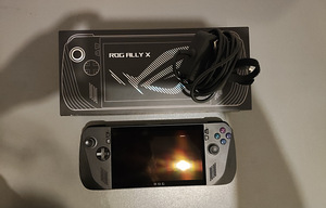 ASUS ROG Ally X (1 foto / 3)