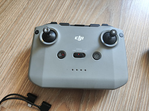 Сломанный DJI mini 2se (5 фото из 8)