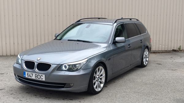 BMW e61, 2007, 2.0