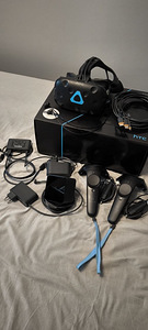 HTC Vive VR peakomplekt (2 foto / 8)