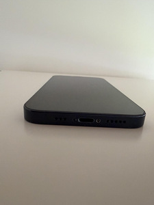 iPhone 13, 128GB, Midnight Black (5 фото из 9)