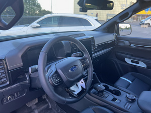 Ford Ranger Stormtrak PHEV 2.3 138kW (8 foto / 15)