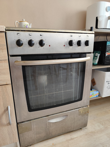 Oven