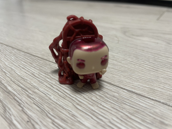 Kinderi figuurid "Stranger Things"