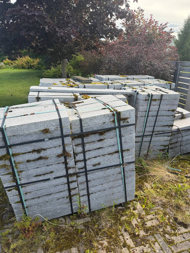 Looduslik graniitplaat 600 × 300 × 80 mm