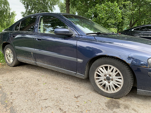 Volvo S60 2.4D 96 kW, 2004, automaat (3 foto / 8)