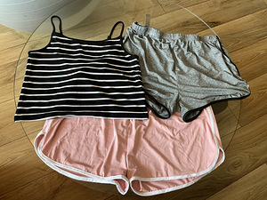 Naisteriiete komplekt (1 foto / 4)