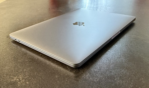Apple Macbook Pro 2020 M1 SpaceGray 8gb/256gb (2 foto / 7)