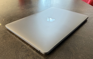 Apple Macbook Pro 2020 M1 SpaceGray 8gb/256gb (5 foto / 7)