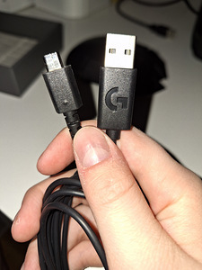 Logitech G502 Lightspeed 25600 точек на дюйм (2 фото из 5)