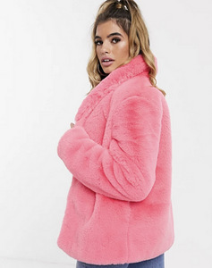 Uus MISSGUIDED roosa kasukas (3 foto / 4)