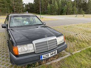 Mercedes Benz 300d W124 (3 foto / 7)