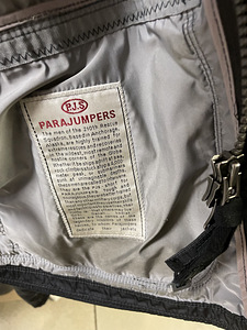 Куртка Parajumpers, оригинал. (6 фото из 6)