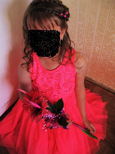 Pm uus neoonroosa kohev pidulik kleit 8-9a. 128/134 (2 foto / 3)