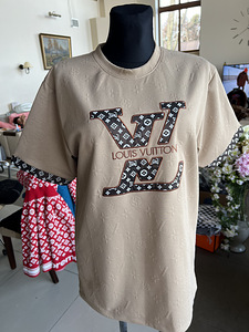 Lv T-shirt (7 foto / 9)