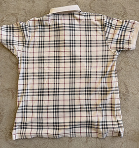 BURBERRY (2 foto / 4)