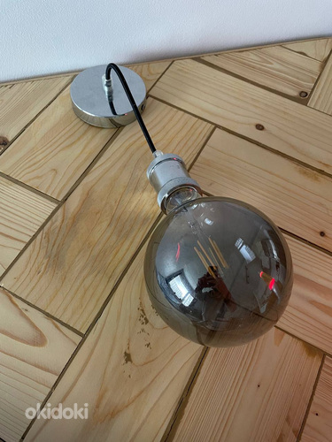 Потолочные светильники вместе с лампочками (фото #1)
