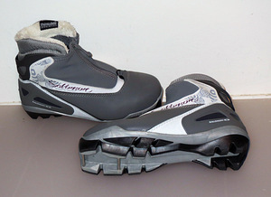 Suusasaapad SALOMON SNS Pilot Siam 7 s.36 2/3. (2 foto / 2)