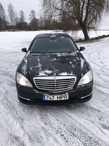 Mercedes-benz S320 4-matic Long (3 foto / 8)