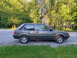 Nissan Sunny 1.7D 40kw (3 foto / 9)