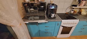 Продам кухонную мебель. (3 фото из 6)