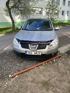 Ниссан Кашкай +2 (1 фото из 10)