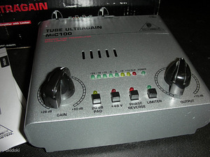 Behringer MIC100 Tube Ultragain (1 foto / 3)