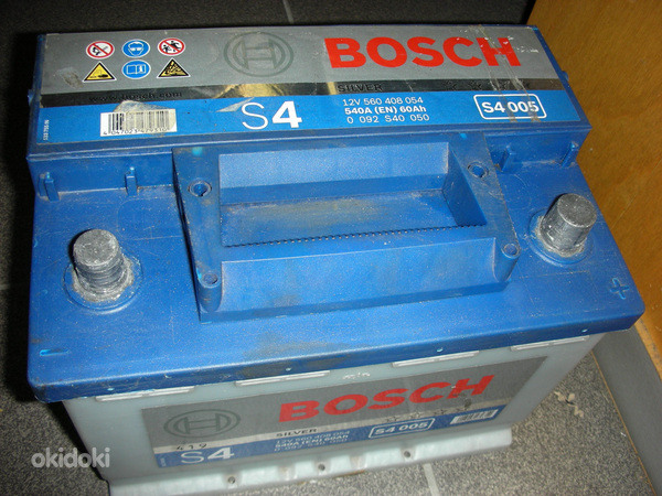Аккумулятор Bosch 12 В (фото #1)