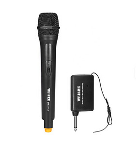 Juhtmevaba mikrofon , karaoke. (2 foto / 10)