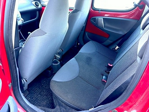 Peugeot 107 (9 foto / 14)