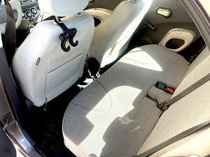 Nissan Micra (9 foto / 15)