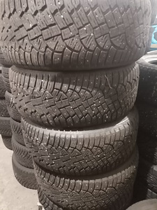 Продам комплект 255/50/R19 Conti Ice Contact 2 (1 фото из 1)