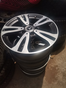 Продам новые оригинальные диски r16 Mercedes с датчиками д. (2 фото из 5)