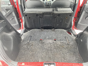 TOYOTA YARIS/TÜ 05.2024 (12 foto / 15)