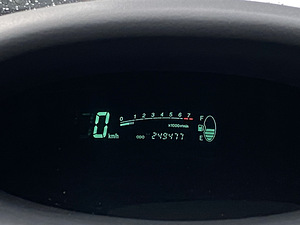 TOYOTA YARIS/TÜ 05.2024 (7 foto / 15)