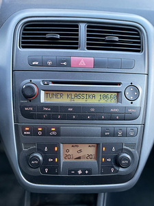 Fiat Punto / ÜV 08.2024 (12 foto / 15)