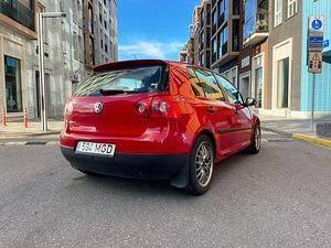 VOLKSWAGEN GOLF V 5 / ÜV 03.2025 (4 foto / 15)