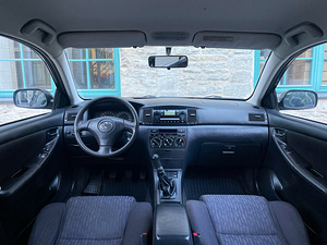 TOYOTA COROLLA / ÜV 09.2025 / AVARIIVABA (11 foto / 14)