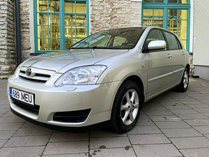 TOYOTA COROLLA FACELIFT / TÜV 11.2025 (1 foto / 15)