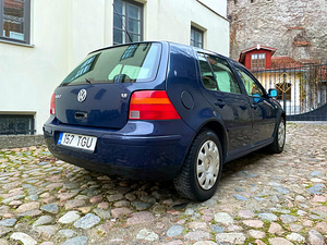 VOLKSWAGEN GOLF 4 / AVARIIVABA / TÜV 08.2025 (3 foto / 15)