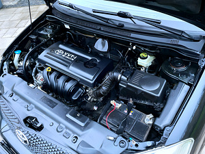 TOYOTA COROLLA / BENSIIN / AVARIIVABA / ÜV 02.2026 (5 foto / 15)