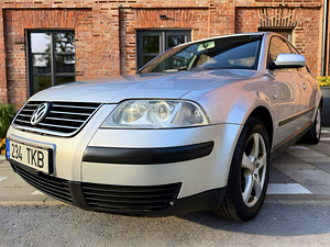 VOLKSWAGEN PASSAT B5.5 FACELIFT / ВЕЛЮР / АВТОМАТ (2 фото из 15)