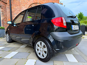 HYUNDAI GETZ / FACELIFT / ÜV 07.2026 (4 foto / 15)