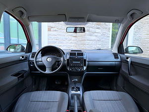 VOLKSWAGEN POLO / FACELIFT / AUTOMAAT / ÜV 08.2026 (10 foto / 15)
