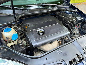 VOLKSWAGEN GOLF 5 / 2 OMANIKKU / ÜV 11.2025 (6 foto / 15)