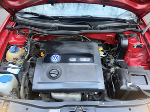 VOLKSWAGEN BORA / VELUURPOLSTER / ÜV 08.2026 (6 foto / 15)