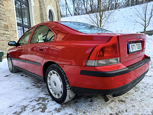 VOLVO S60 / AUTOMAAT / TÜV 05.2026 (4 foto / 15)