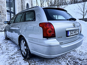 TOYOTA AVENSIS / AUTOMAAT / REG. MAKSTUD / ÜV 03.2027 (3 foto / 14)