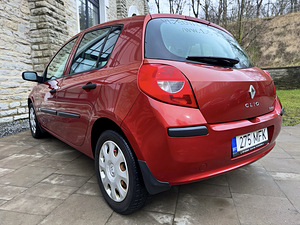 RENAULT CLIO /AVARIIVABA/ROOSTEVABA / 1 OMANIK / ÜV 05.2027 (4 foto / 15)