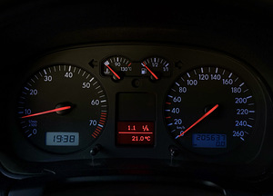 VOLKSWAGEN GOLF 4 / COMFORT / TÜV 12.2026 (15 foto / 15)